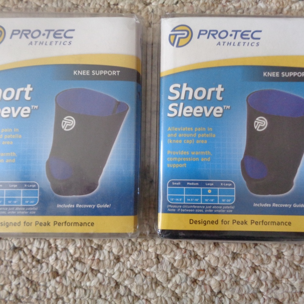 New Short Sleeve Knee Support in the box
